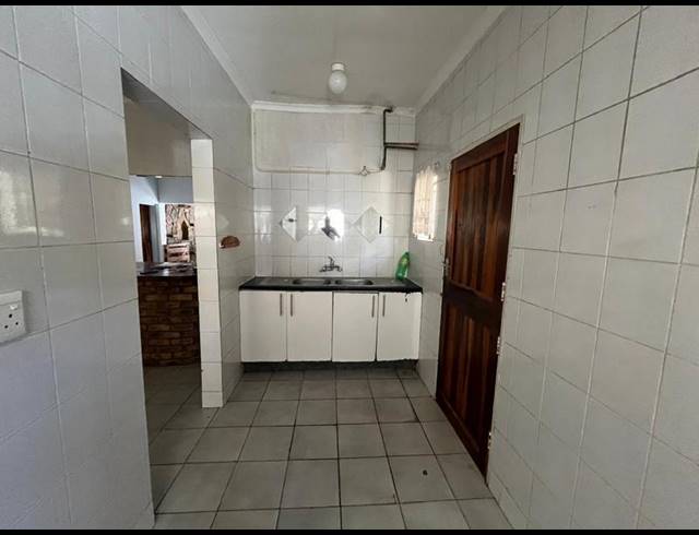 5 BEDROOM HOUSE FOR SALE IN ALAN MANOR